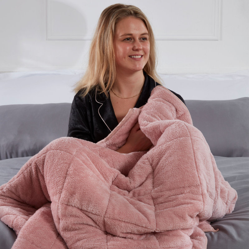 Latitude Run Melik Teddy Fleece Weighted Blanket & Reviews Wayfair.co.uk